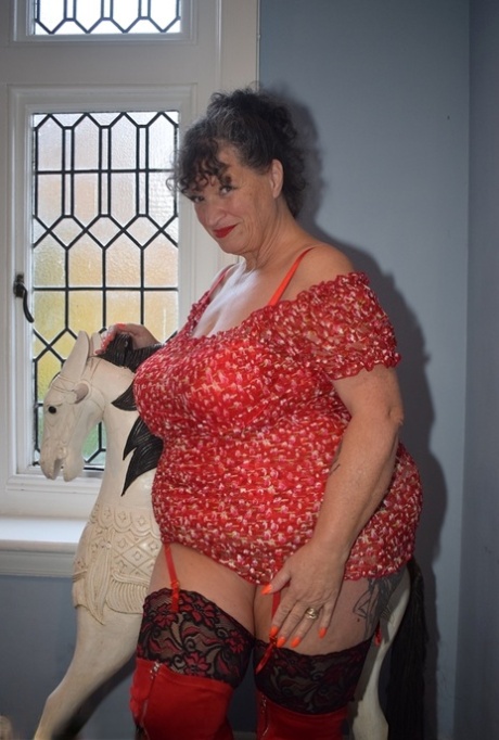 Big Fat Huge Tit Granny - Granny Over 70 Year Porn Pics & Big Tits Pictures - BustyPassion.com